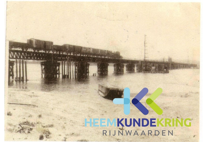 De Victory-Brid over de Rijn bij Elten -Spyk F00001498